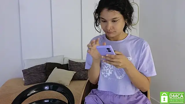 Snapshot of sexychanell_18 chatting on 10/29/25, 01:13 sexychanell 18 online show from 10/29/25, 01:13