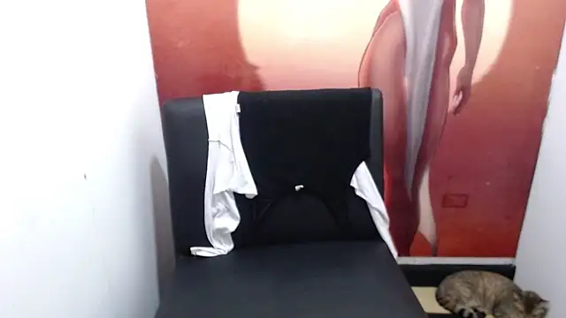 Laura hottt online show from 06/11/26, 03:48