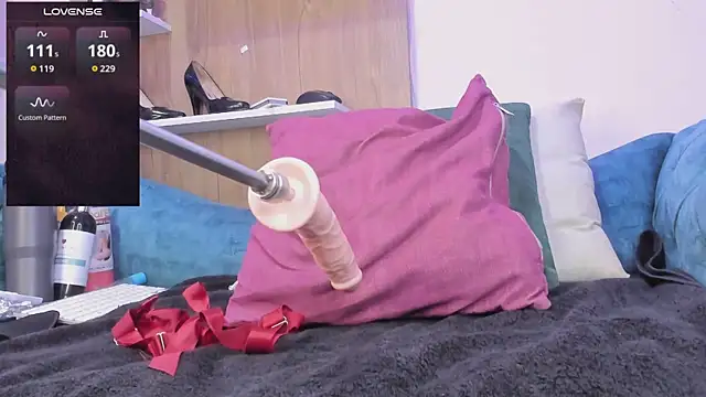 -camila-cooper-  online show from 09/26/25, 01:15