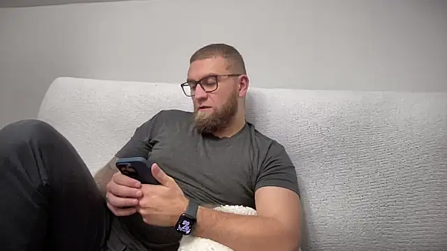 Bear bear  online show from 12/22/24, 04:06