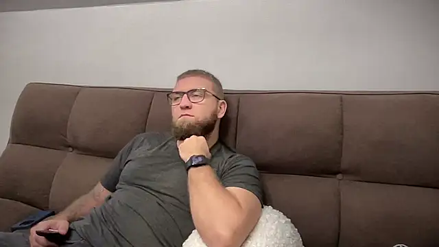 Bear bear  online show from 12/29/24, 04:48