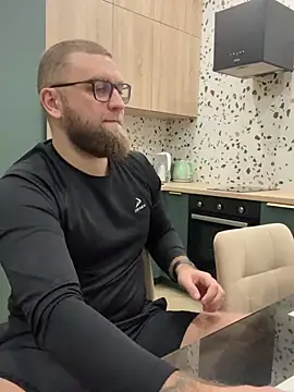 Bear bear  online show from 02/25/25, 05:58