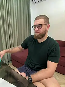 Bear bear  online show from 03/12/25, 07:24