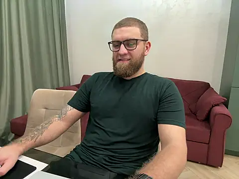 Bear bear  online show from 03/13/25, 04:49