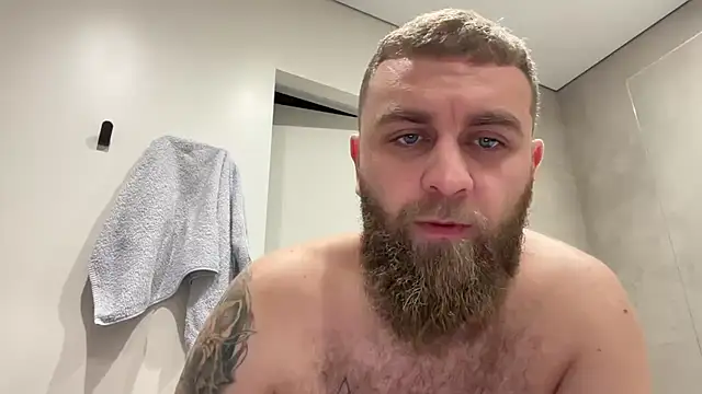 Bear bear  online show from 11/08/25, 09:20