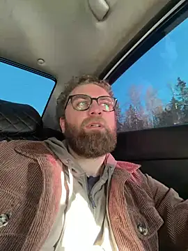 Bear bear  online show from 05/02/26, 02:44