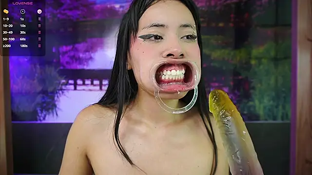 miss  maria online show from 01/15/25, 05:40