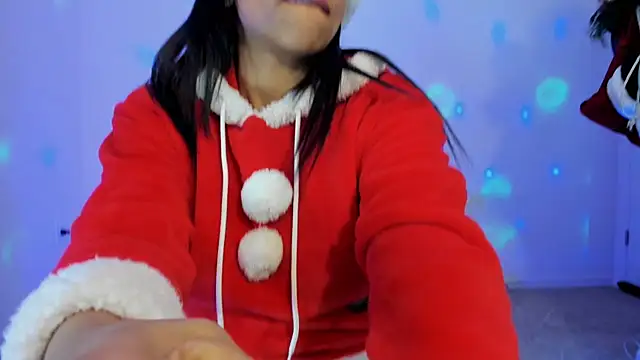 victoriachicas online show from 12/25/24, 04:54