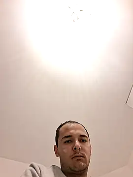 Vyrgin boy online show from 11/20/25, 08:47