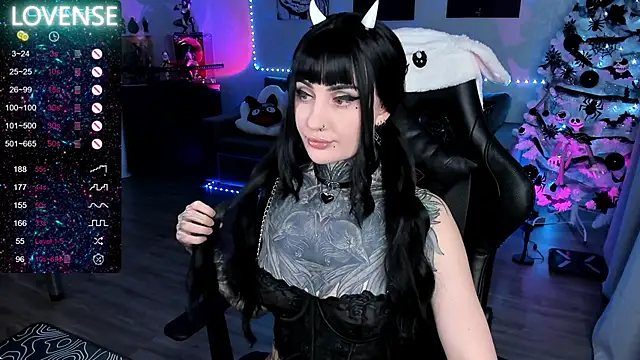 RachelQueen  online show from 02/01/25, 06:29