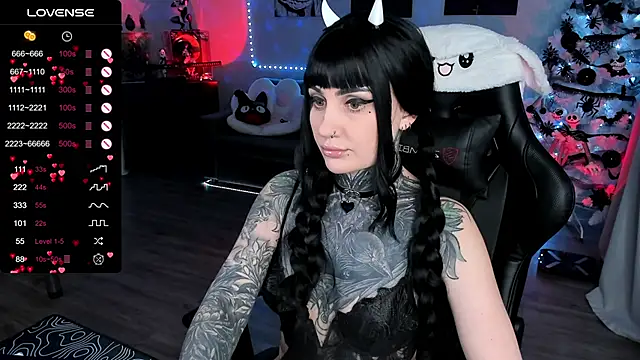 RachelQueen  online show from 02/04/25, 06:17