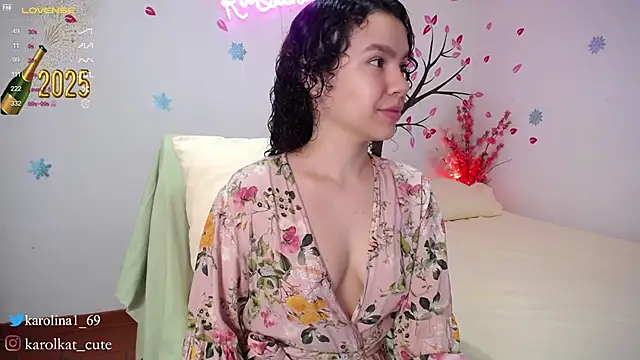 Karolina 1 online show from 01/09/25, 01:35