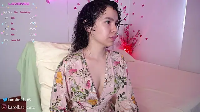 Karolina 1 online show from 03/09/25, 02:10