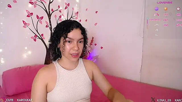 Karolina 1 online show from 05/07/26, 01:22