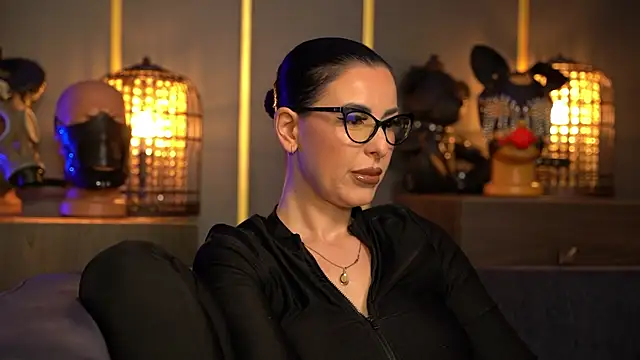 Snapshot of kelly_kent chatting on 05/20/26, 11:22 kelly kent online show from 05/20/26, 11:22
