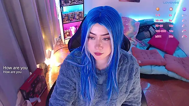 Emmy Ruiz online show from 05/11/26, 05:13