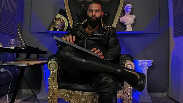 Snapshot of BeardAndrew chatting on 09/23/25, 03:20 BeardAndrew online show from 09/23/25, 03:20