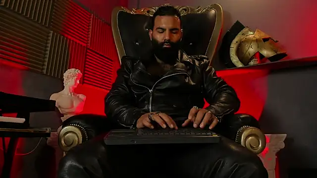 Snapshot of BeardAndrew chatting on 10/15/25, 02:33 BeardAndrew online show from 10/15/25, 02:33