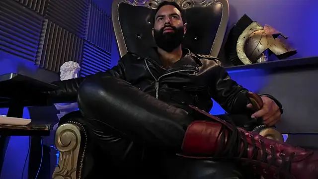 Snapshot of BeardAndrew chatting on 10/26/25, 04:18 BeardAndrew online show from 10/26/25, 04:18