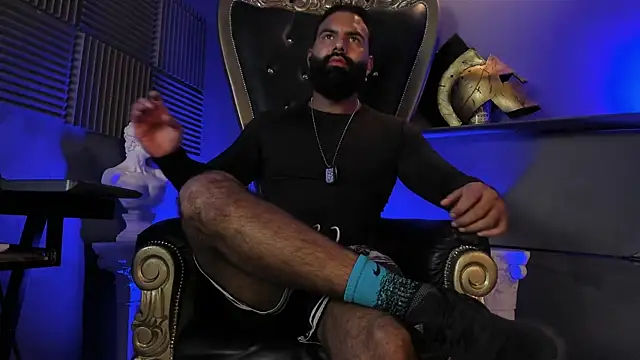 Snapshot of BeardAndrew chatting on 10/29/25, 02:14 BeardAndrew online show from 10/29/25, 02:14