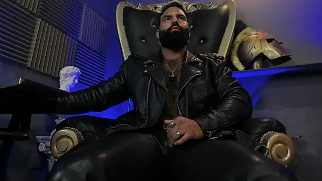 Snapshot of BeardAndrew chatting on 11/12/25, 03:07 BeardAndrew online show from 11/12/25, 03:07