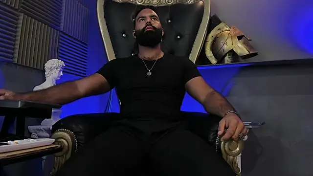 Snapshot of BeardAndrew chatting on 11/15/25, 02:20 BeardAndrew online show from 11/15/25, 02:20