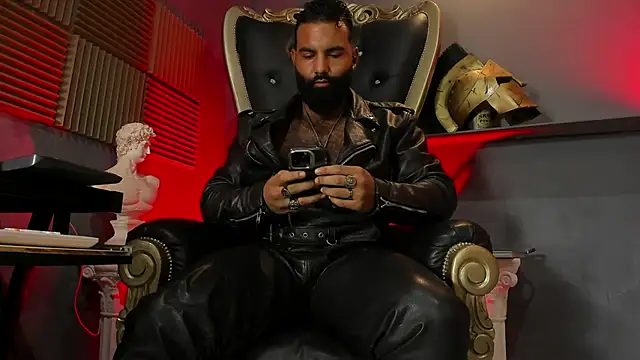 Snapshot of BeardAndrew chatting on 11/24/25, 10:26 BeardAndrew online show from 11/24/25, 10:26