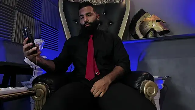 Snapshot of BeardAndrew chatting on 11/26/25, 10:27 BeardAndrew online show from 11/26/25, 10:27