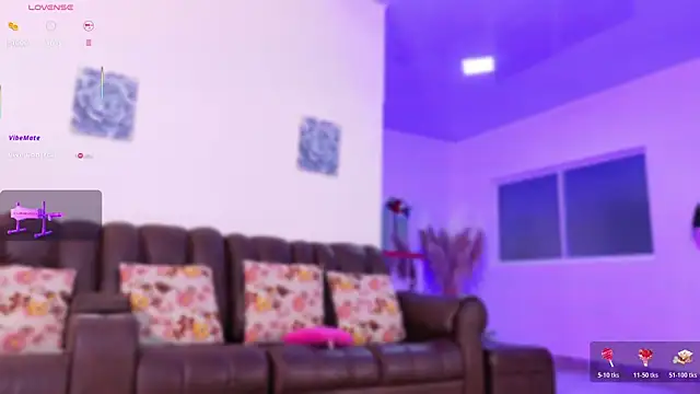 lara giraldo online show from 07/28/26, 08:54