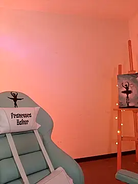 Snapshot of francesca_baker1007 chatting on 10/11/25, 11:47 francesca baker1007 online show from 10/11/25, 11:47