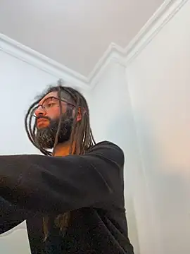 Snapshot of Addicted_Avocado chatting on 12/17/25, 01:55 Addicted Avocado online show from 12/17/25, 01:55