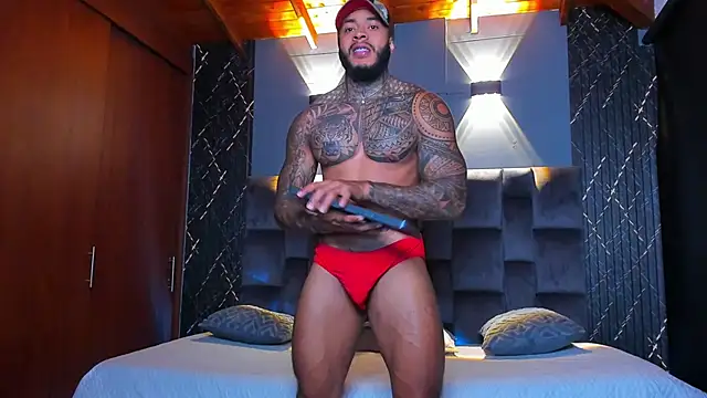muscle man16 online show from 12/18/24, 02:32
