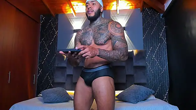 muscle man16 online show from 01/04/25, 04:01