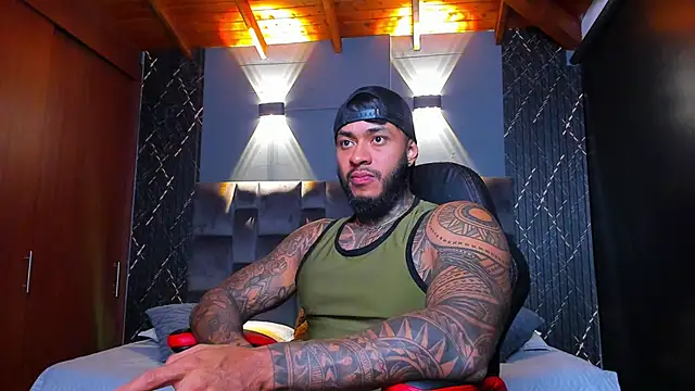 muscle man16 online show from 01/15/25, 12:30