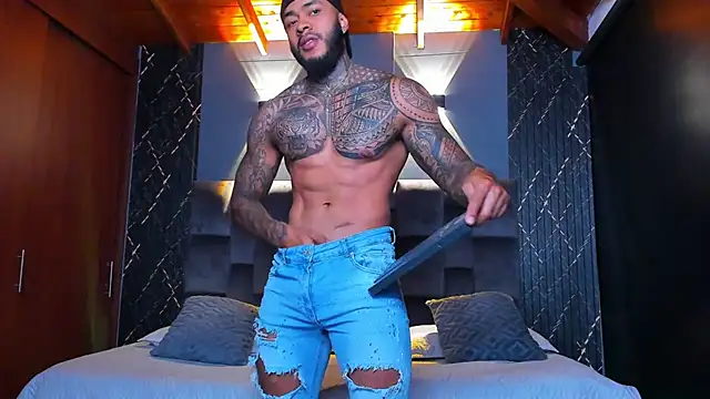 muscle man16 online show from 01/15/25, 02:46