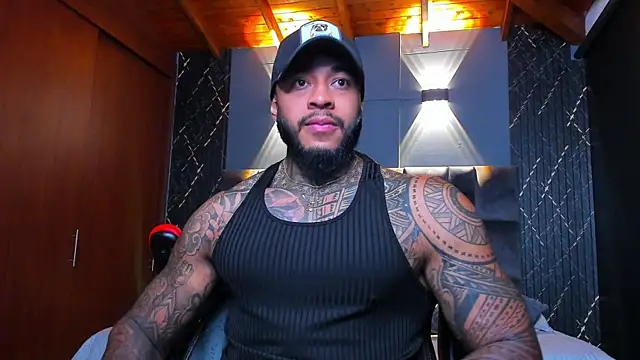 muscle man16 online show from 01/18/25, 01:41