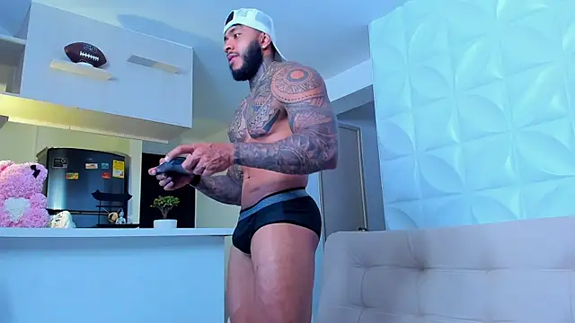 muscle man16 online show from 02/12/25, 02:35