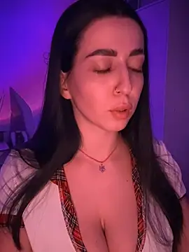 Emylia online show from 01/17/25, 07:16