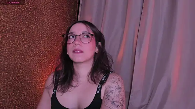 Apartment28 online show from 05/23/26, 02:06