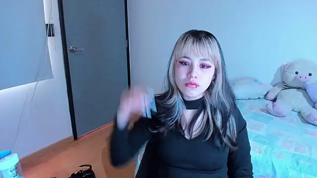 Akane-Mou online show from 12/07/24, 08:38