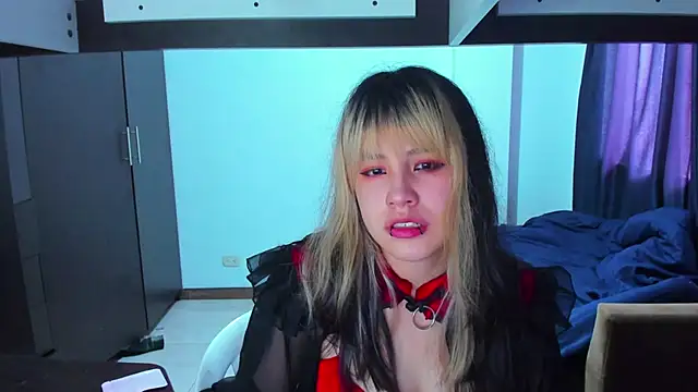 Akane-Mou online show from 01/11/25, 07:38