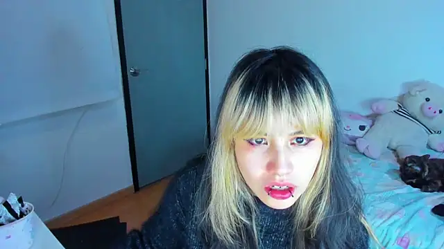 Akane-Mou online show from 01/13/25, 09:19