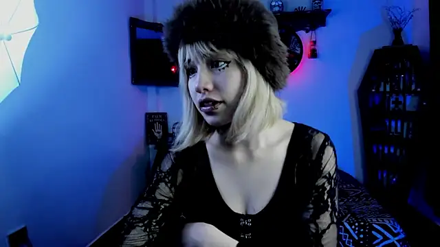 Snapshot of Akane-Mou chatting on 10/16/25, 10:22 Akane-Mou online show from 10/16/25, 10:22