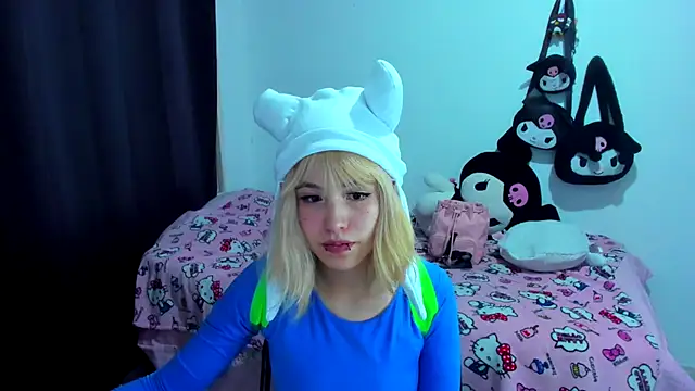 Snapshot of Akane-Mou chatting on 11/01/25, 01:51 Akane-Mou online show from 11/01/25, 01:51