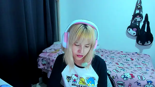 Akane-Mou online show from 12/04/25, 04:22