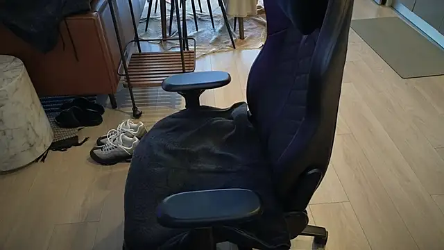 HungandThickLatin online show from 09/16/25, 12:55