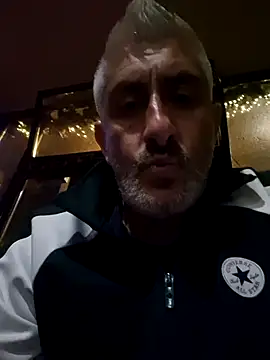 Snapshot of cuci45 chatting on 10/17/25, 06:10 cuci45 online show from 10/17/25, 06:10