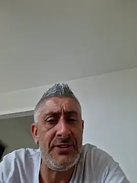 Snapshot of cuci45 chatting on 02/22/26, 03:10 cuci45 online show from 02/22/26, 03:10