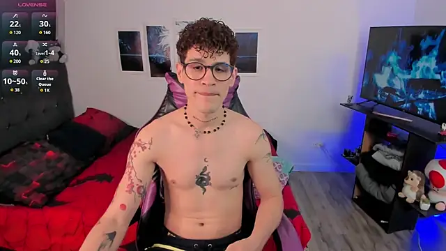 Snapshot of andybxby chatting on 07/16/26, 01:00 andybxby online show from 07/16/26, 01:00