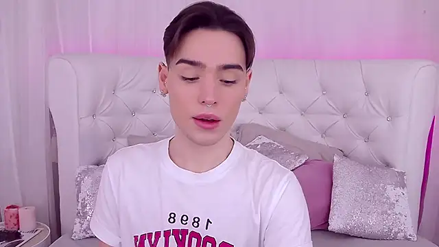 RobbyCharming online show from 01/20/25, 07:46